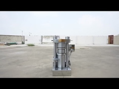 작동유 프레스기